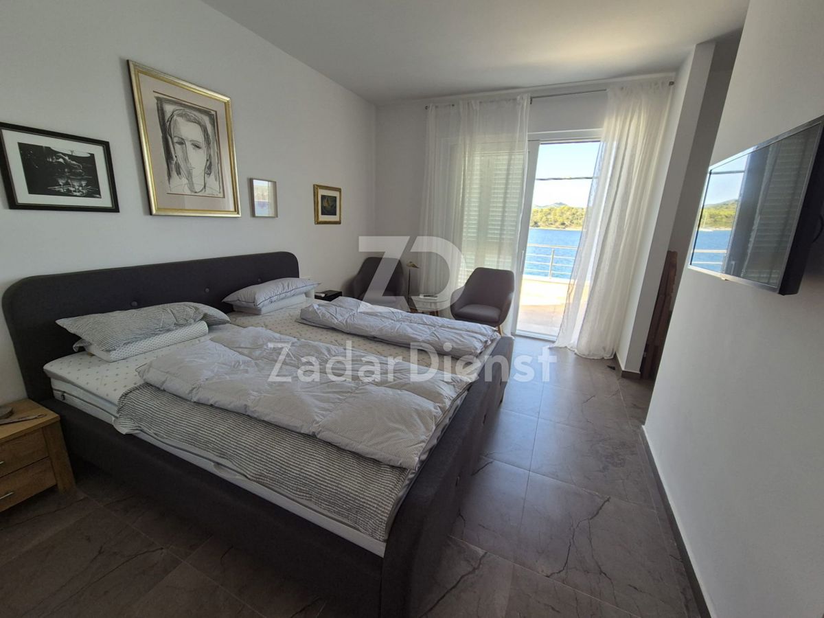 Casa moderna, prima fila sul mare - Mali Iž