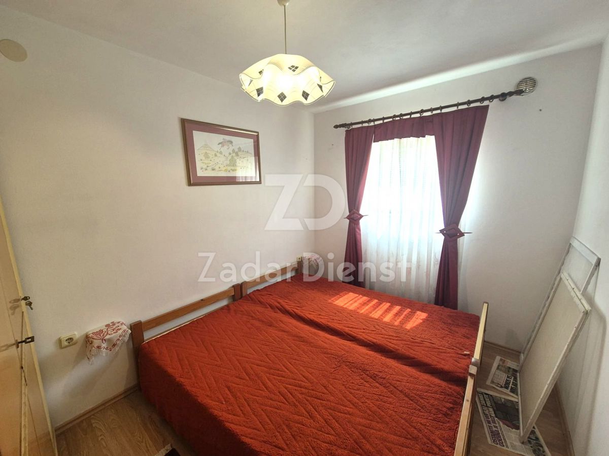 Casa con 3 unità abitative, seconda fila sul mare - Vir