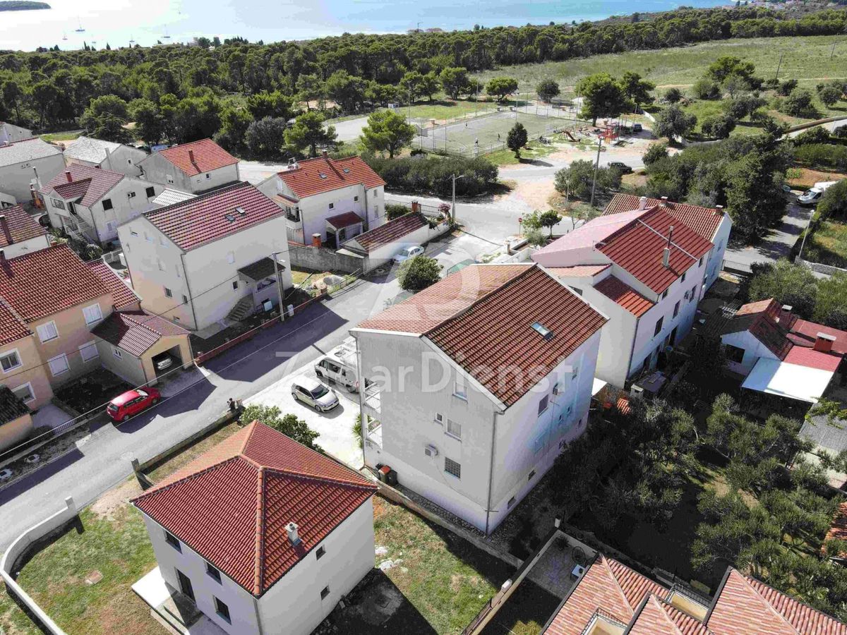 Bellissimo appartamento con vista mare a Biograd