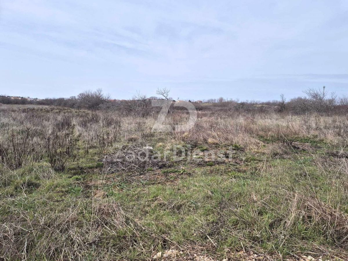 Terreno edificabile di 1462 m2 - Privlaka