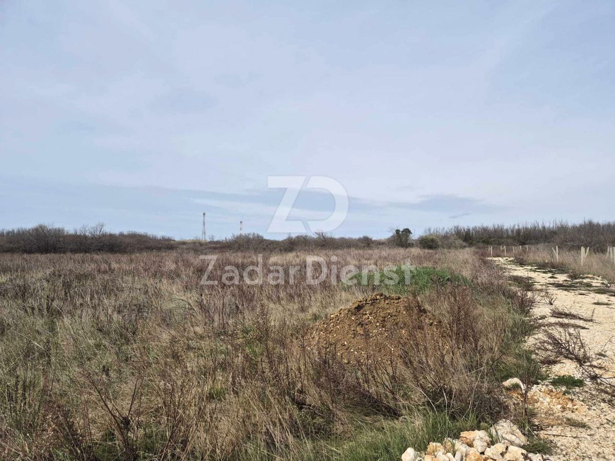 Terreno edificabile di 1462 m2 - Privlaka