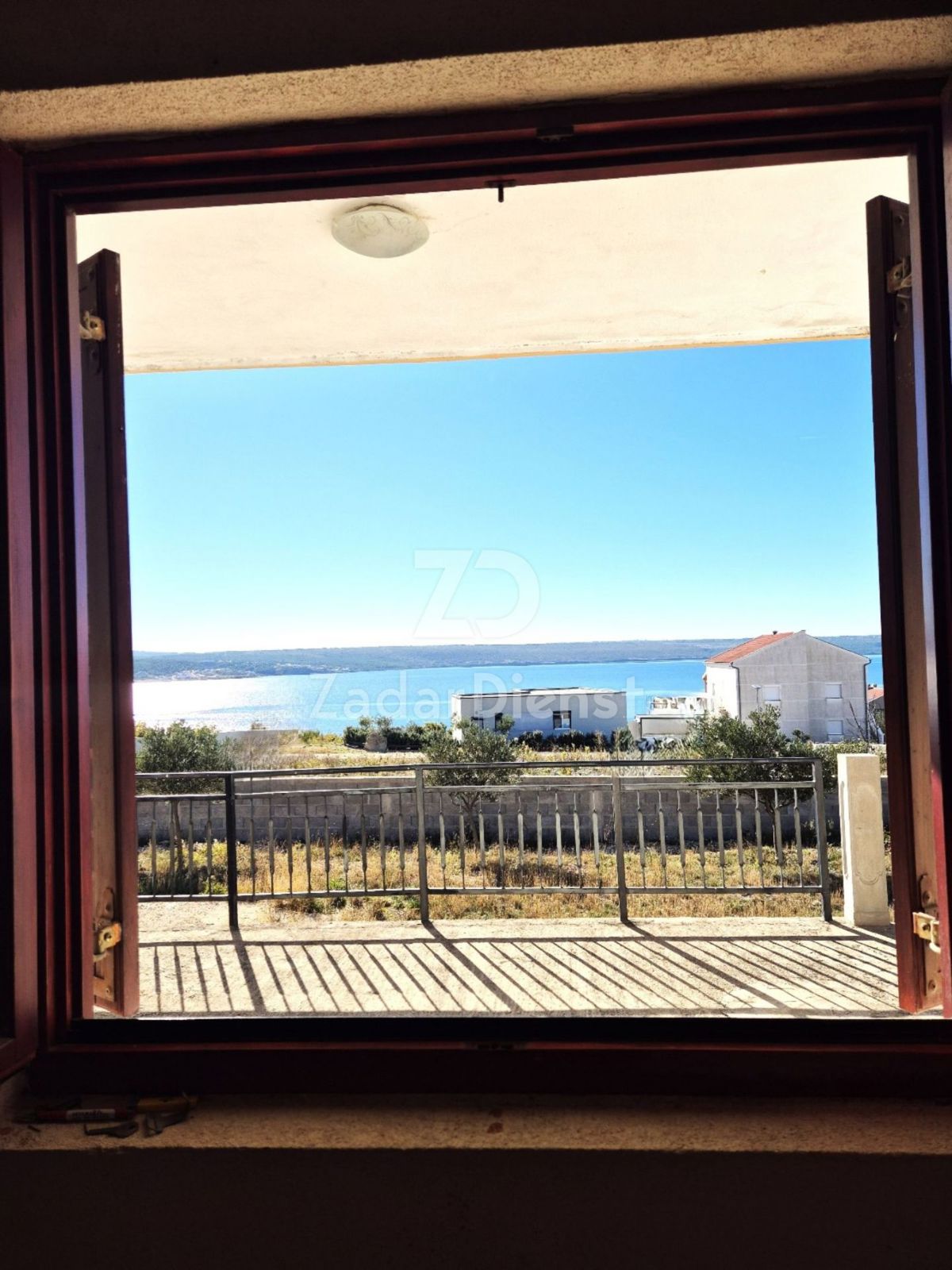 Casa con vista mare aperto a Maslenica