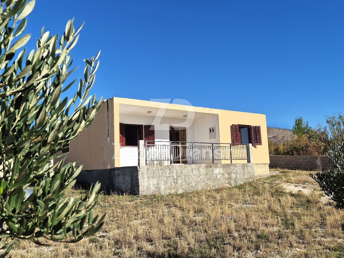 Casa con vista mare aperto a Maslenica