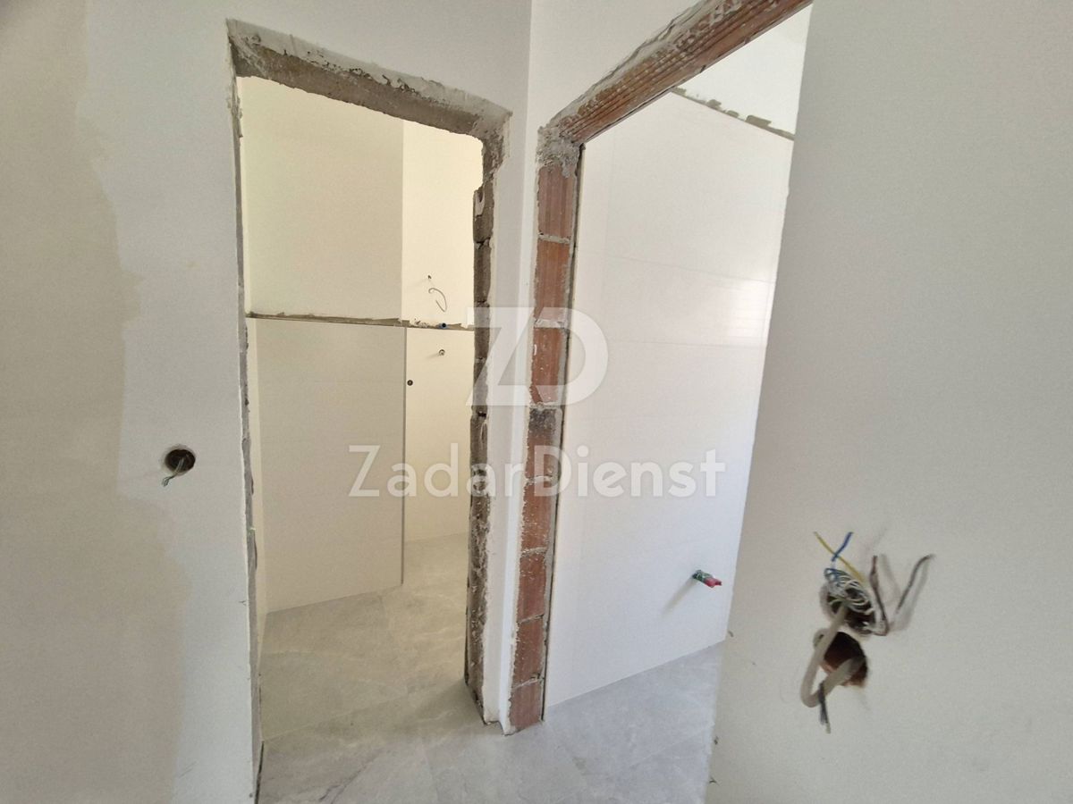 Appartamento al piano terra di 90 m2 a Sukošan