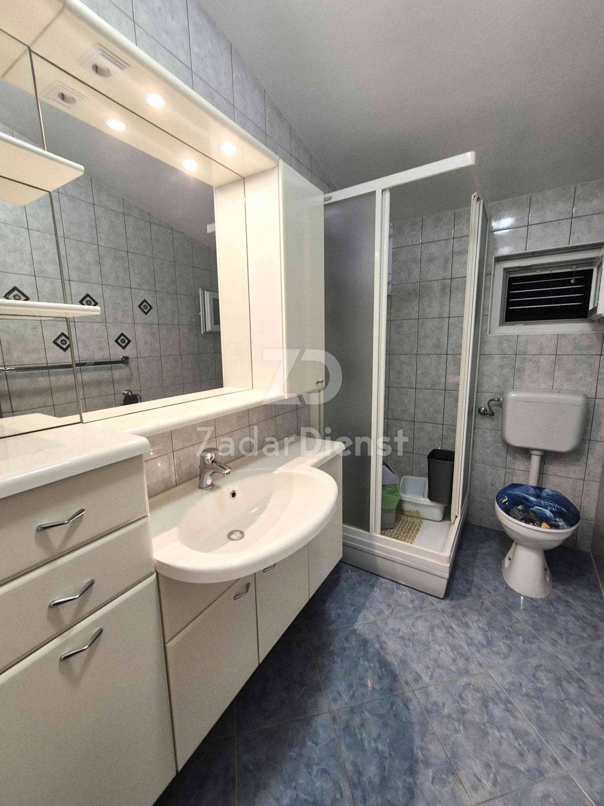 Casa con 3 unità abitative, a 300 m dal mare a Vir