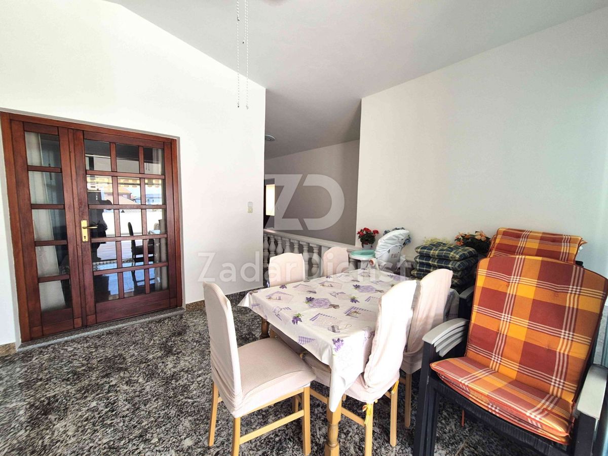 Casa con 3 unità abitative, a 300 m dal mare a Vir