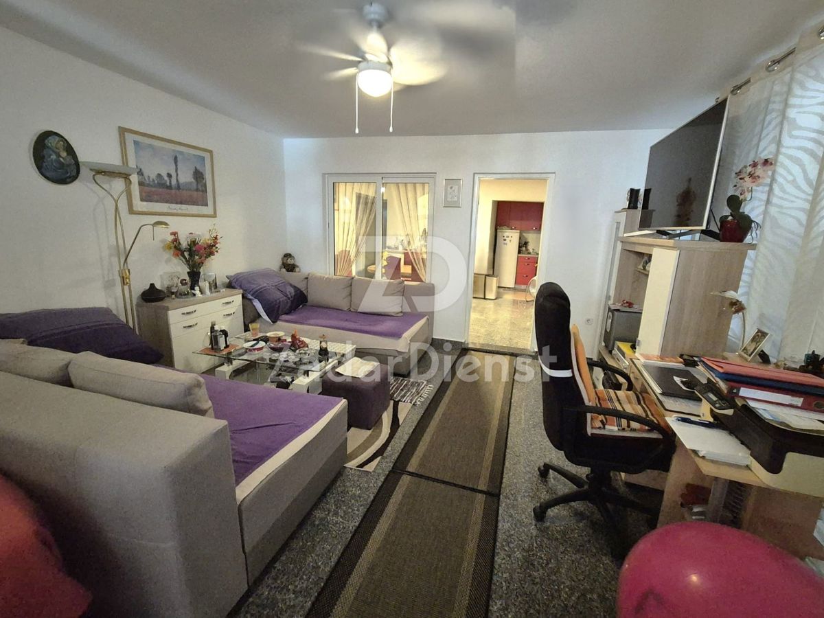 Casa con 3 unità abitative, a 300 m dal mare a Vir