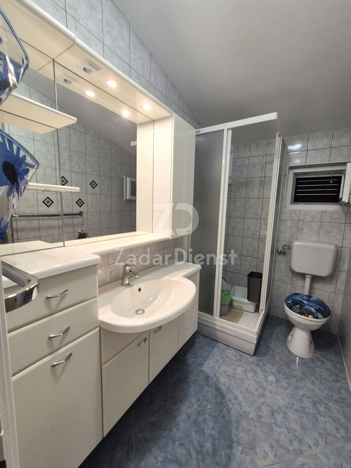 Casa con 3 unità abitative, a 300 m dal mare a Vir