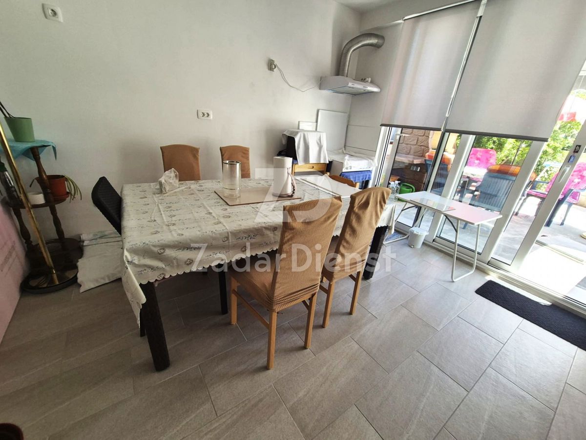 Casa con 3 unità abitative, a 300 m dal mare a Vir