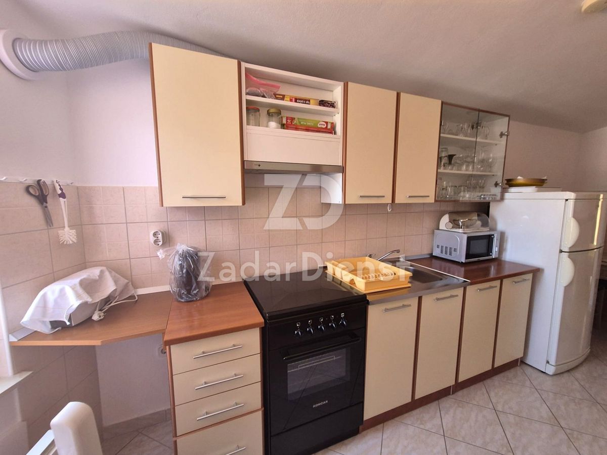 Casa con 3 unità abitative, a 300 m dal mare a Vir