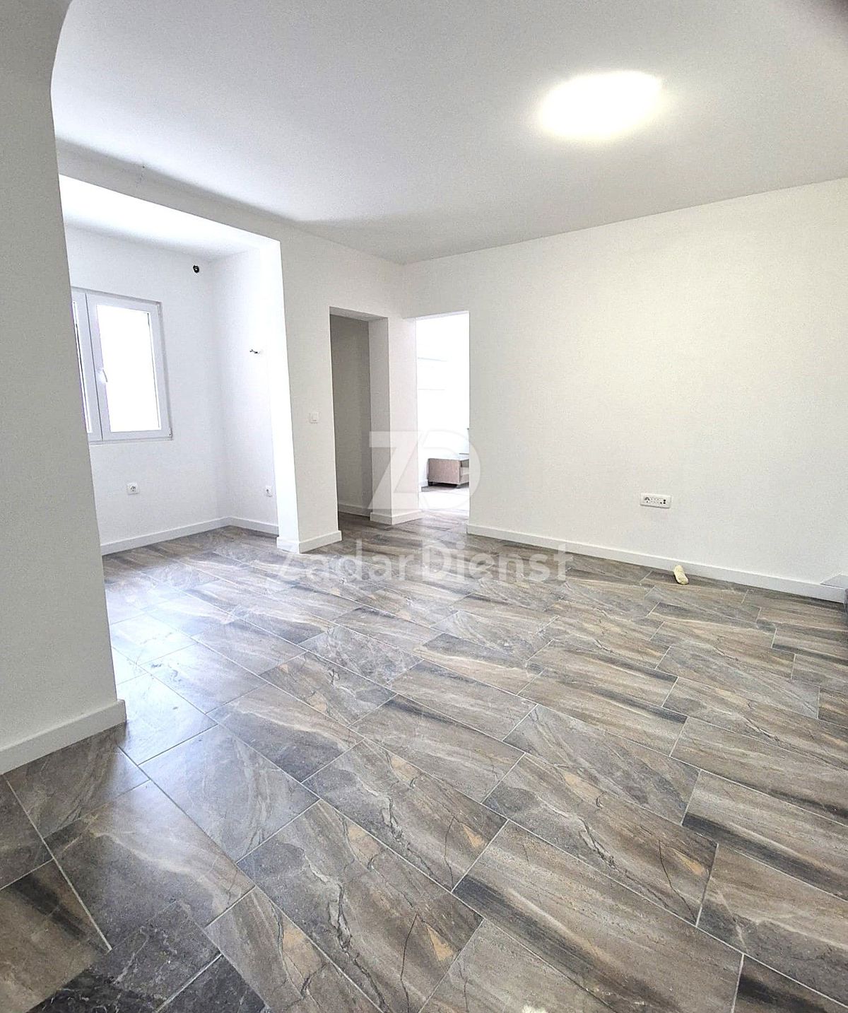 Casa con 3 unità abitative, a 150 m dal mare - Murter