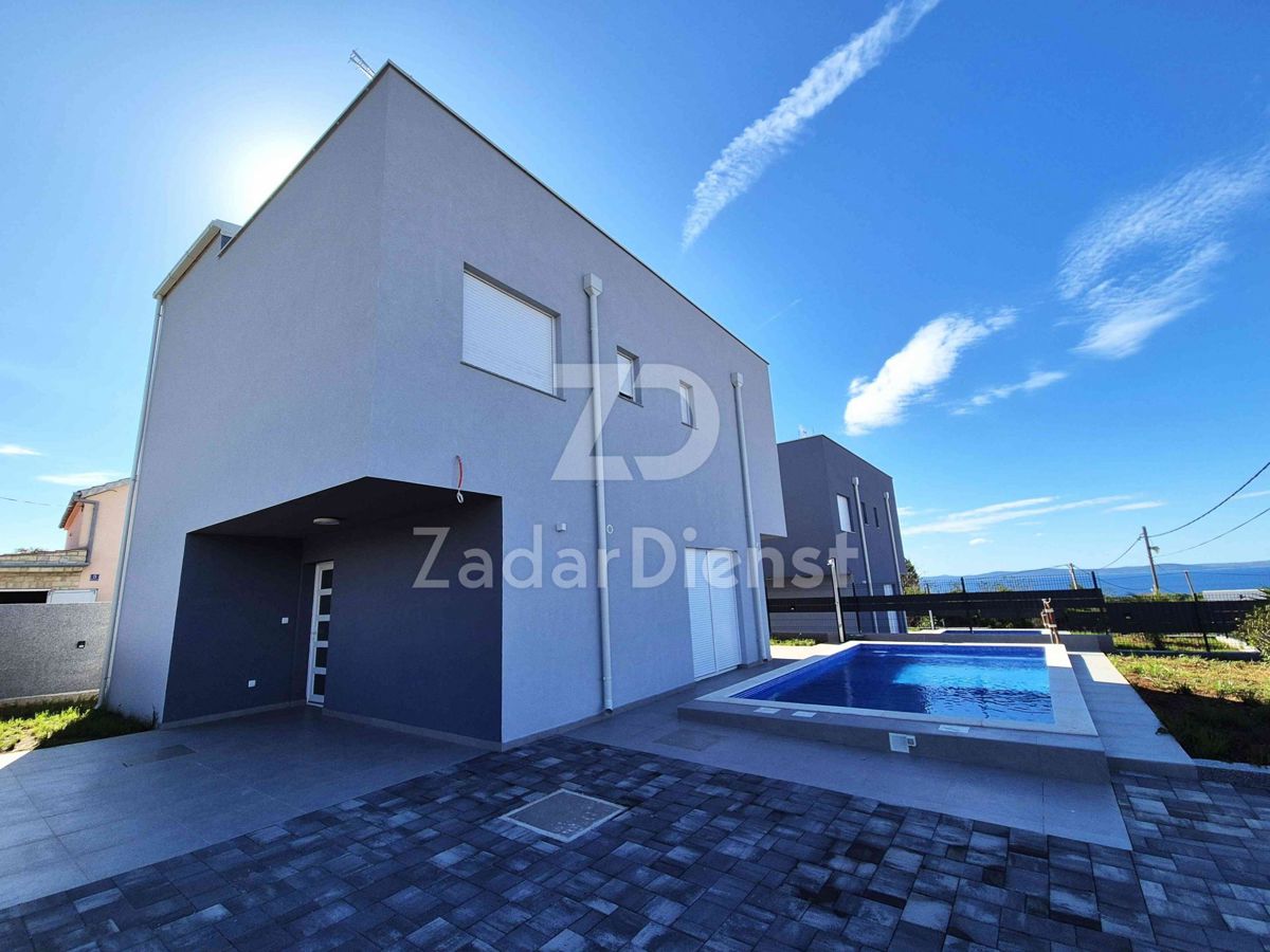 Villa con piscina "NEW BUILDING" di 121,94 m2 - Vir