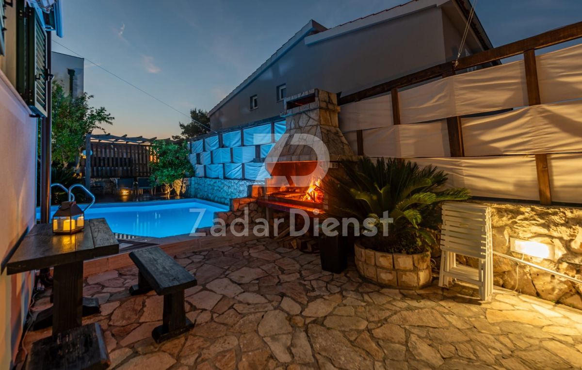 Bellissima casa con piscina vicino al mare