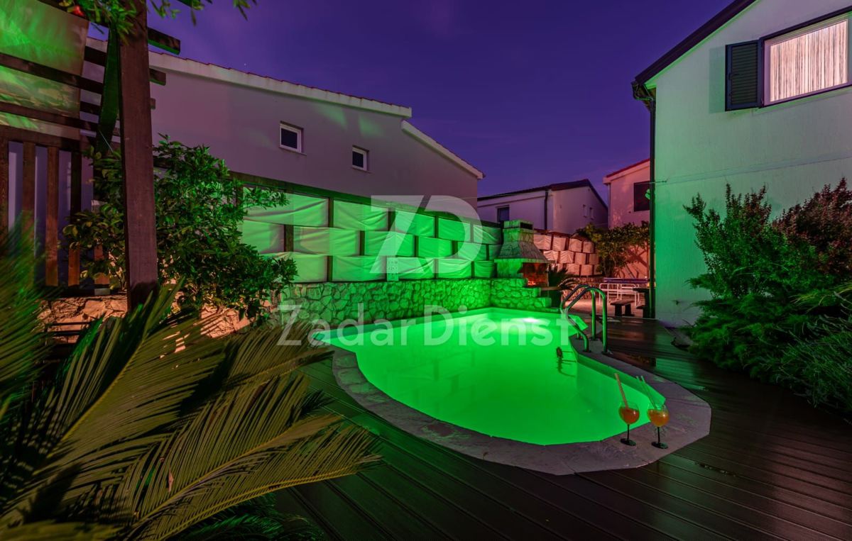 Bellissima casa con piscina vicino al mare