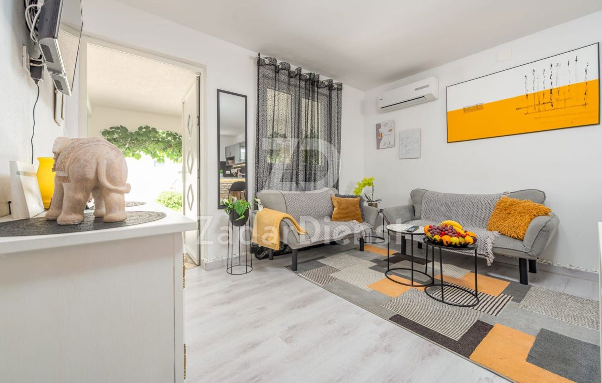 Bellissima casa con piscina vicino al mare