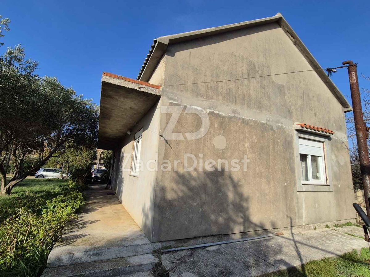 Casa con ampio giardino in ottima posizione