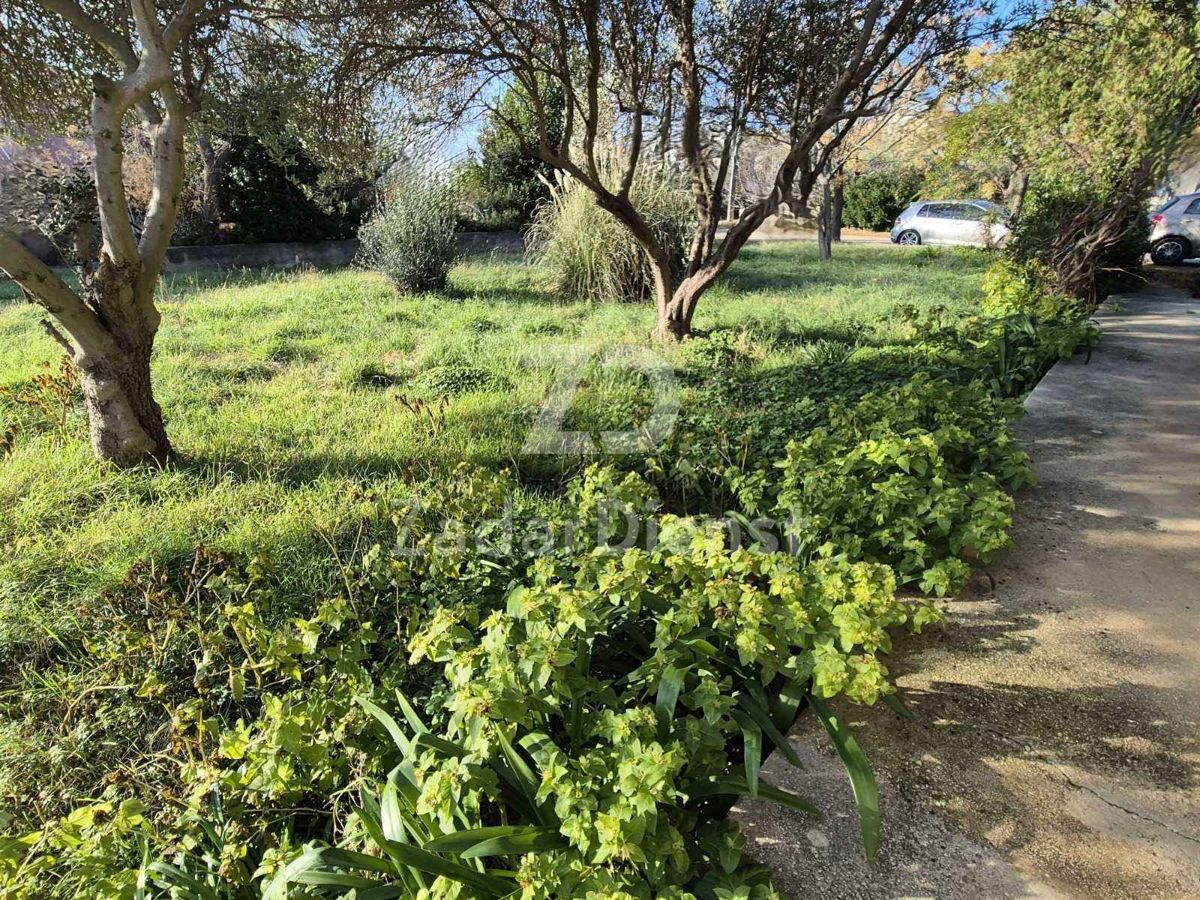 Casa con ampio giardino in ottima posizione
