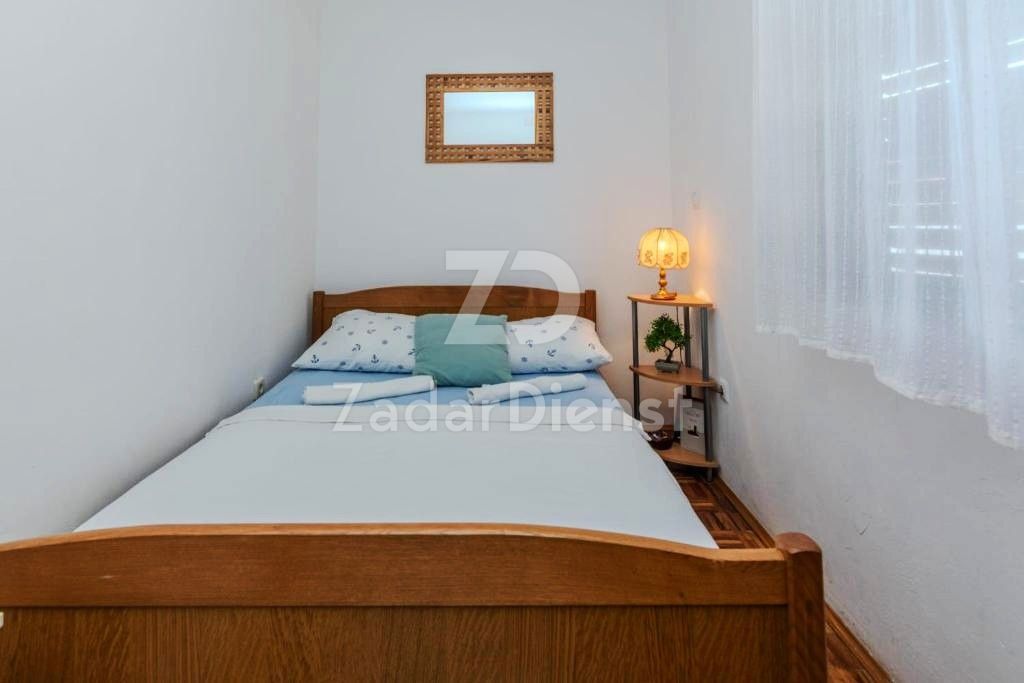 Casa con 3 unità abitative in ottima posizione sull'isola di Vir