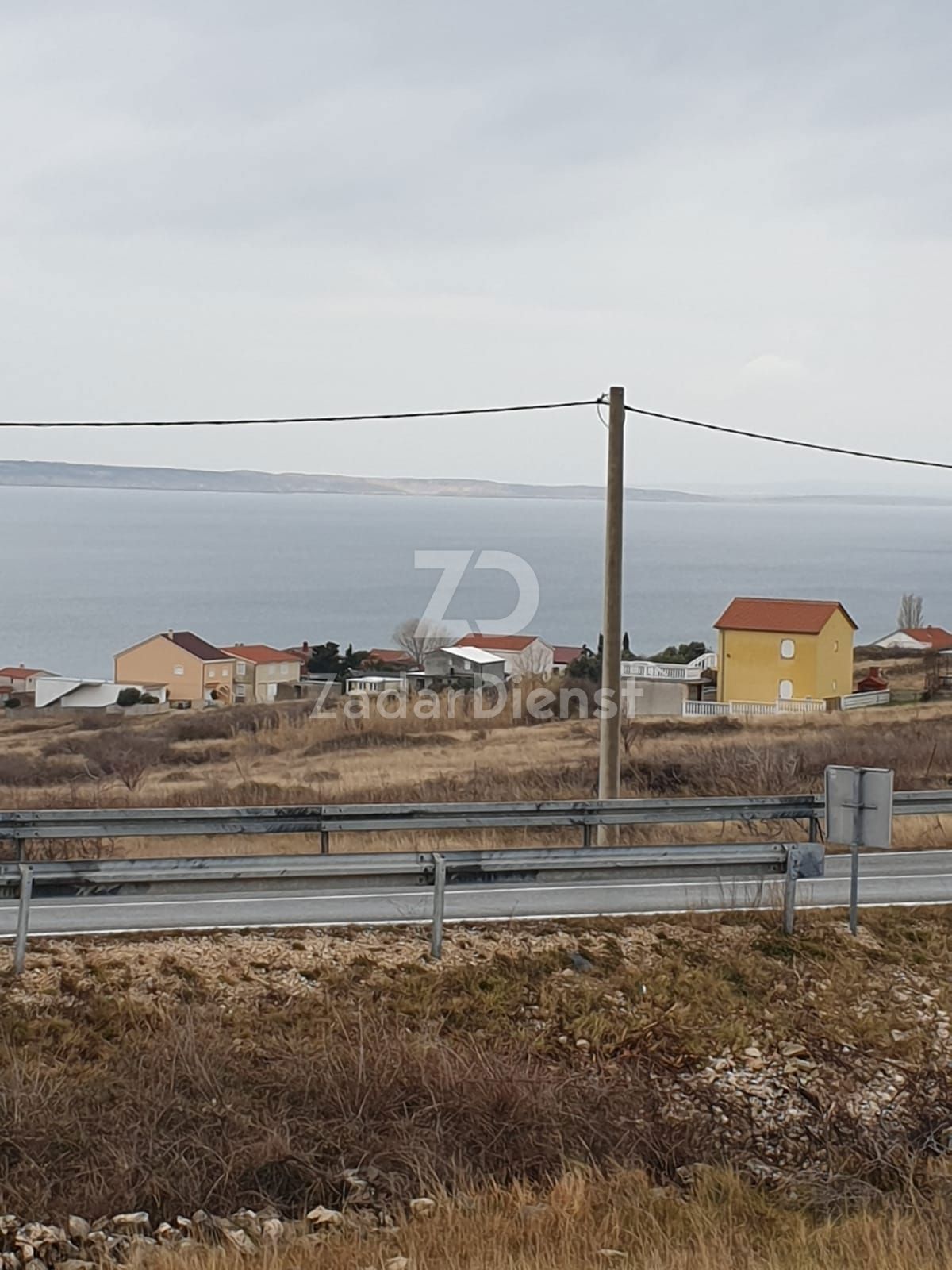 Terreno edificabile con vista sul mare - Rtina