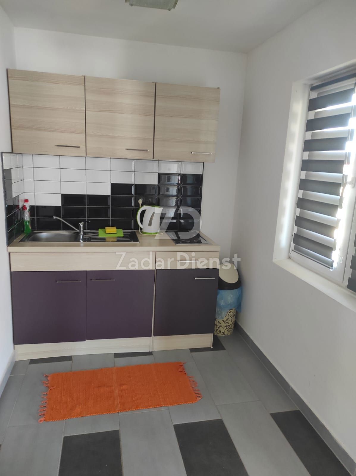 Casa con 4 appartamenti e una splendida terrazza sul tetto a Vir