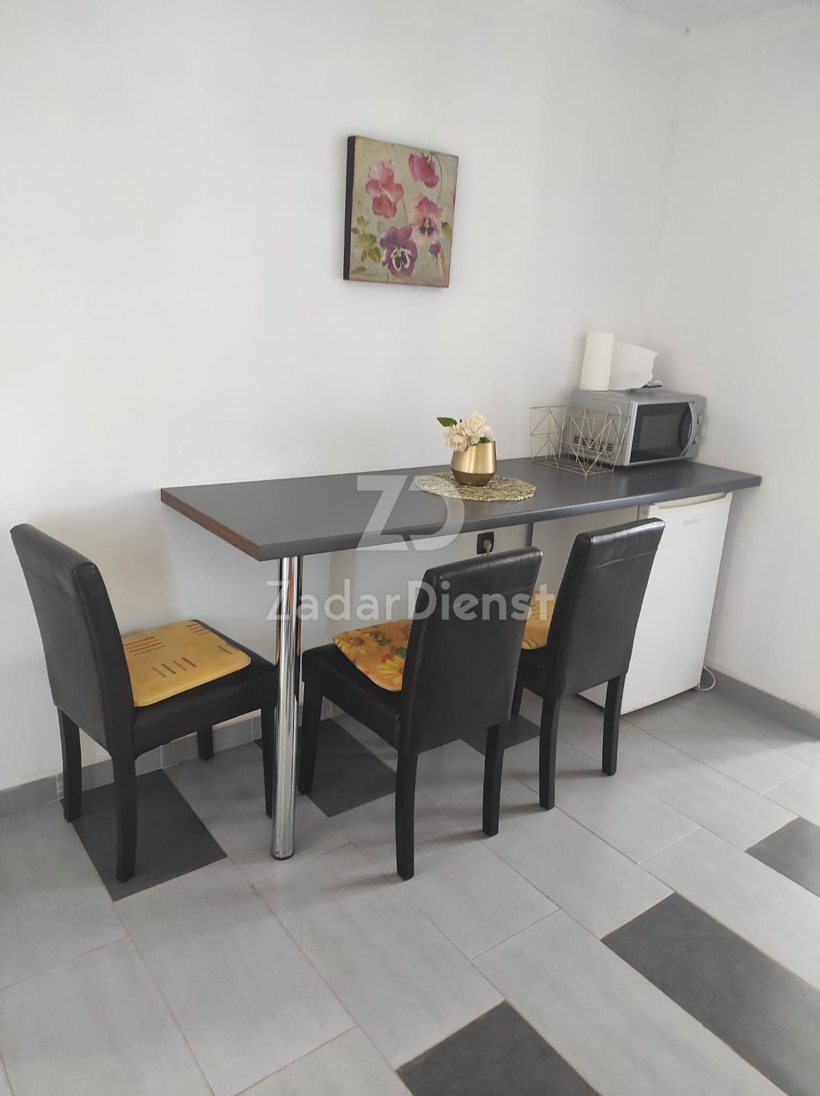 Casa con 4 appartamenti e una splendida terrazza sul tetto a Vir