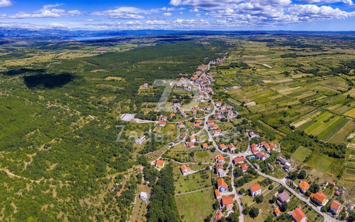 Terreno edificabile di 2372 m2 - Poličnik