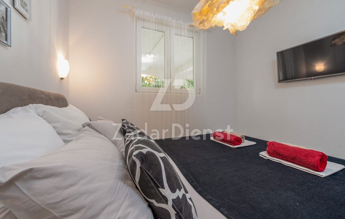 Casa con piscina e appartamento aggiuntivo sull'isola di Vir