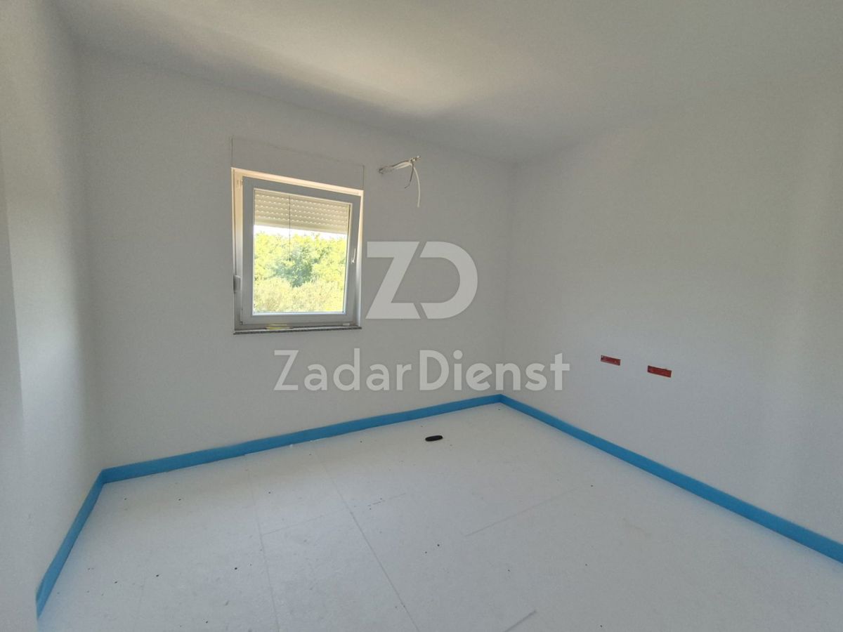 Villa moderna con piscina e vista sul mare a Privlaka