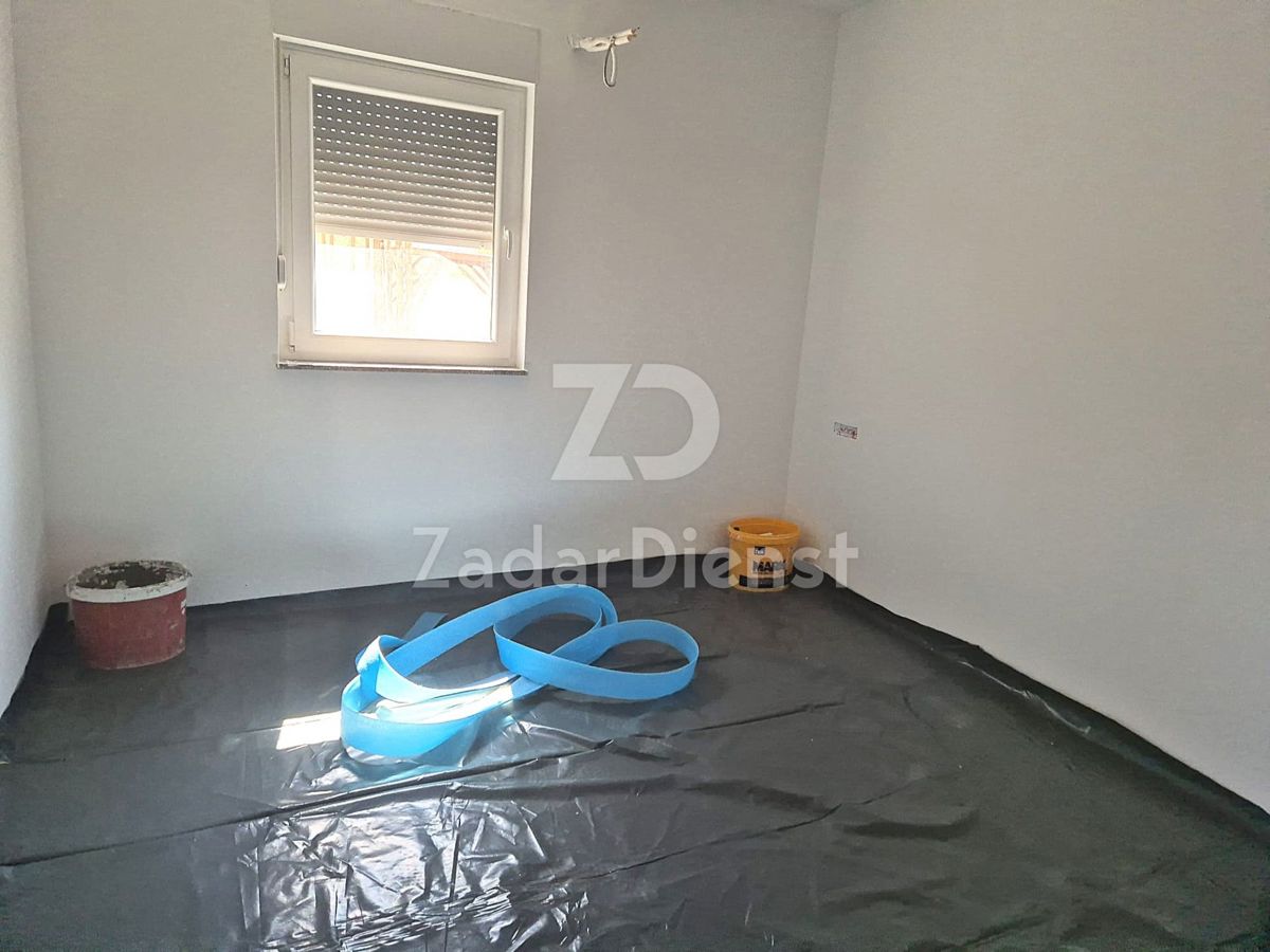 Villa moderna con piscina e vista sul mare a Privlaka