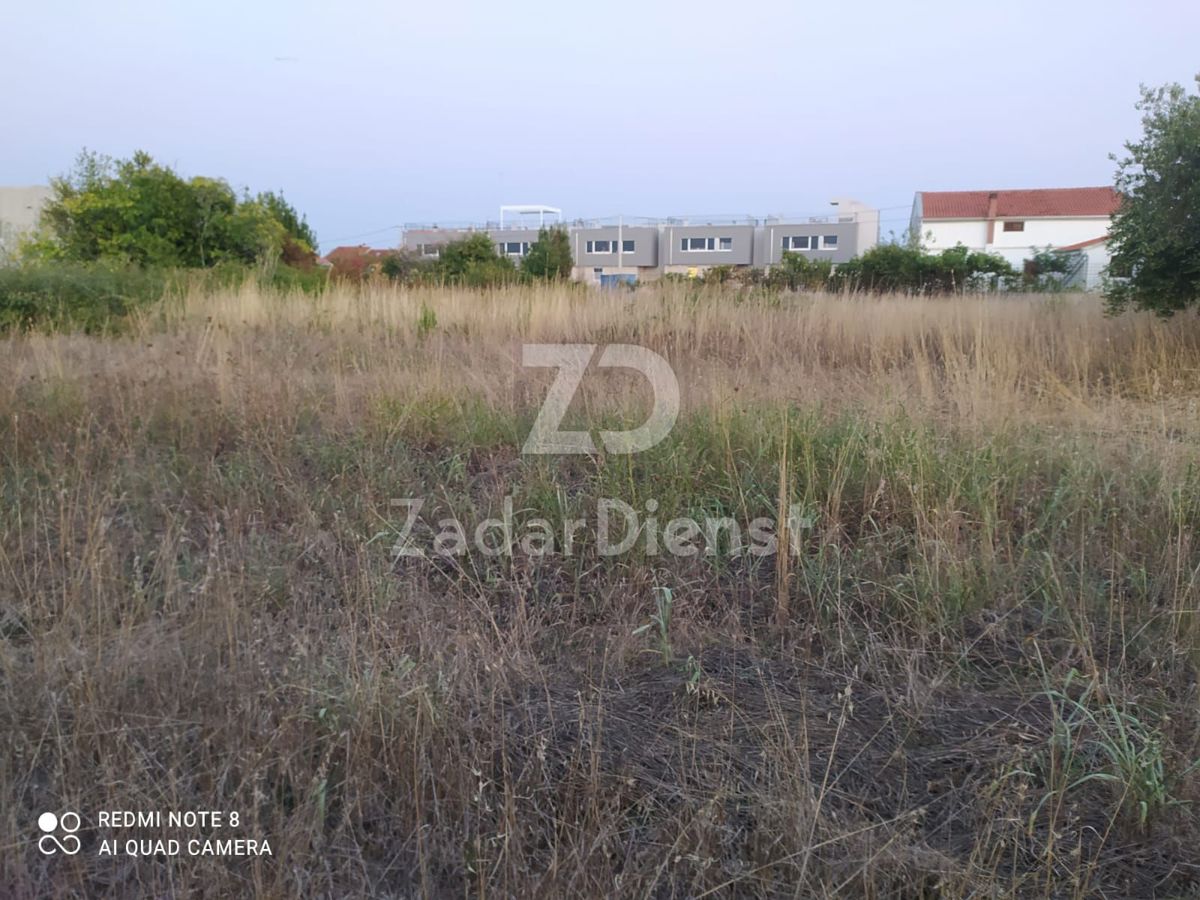 Terreno di 716 m2, a 100 m dal mare a Zara (Arbanasi)