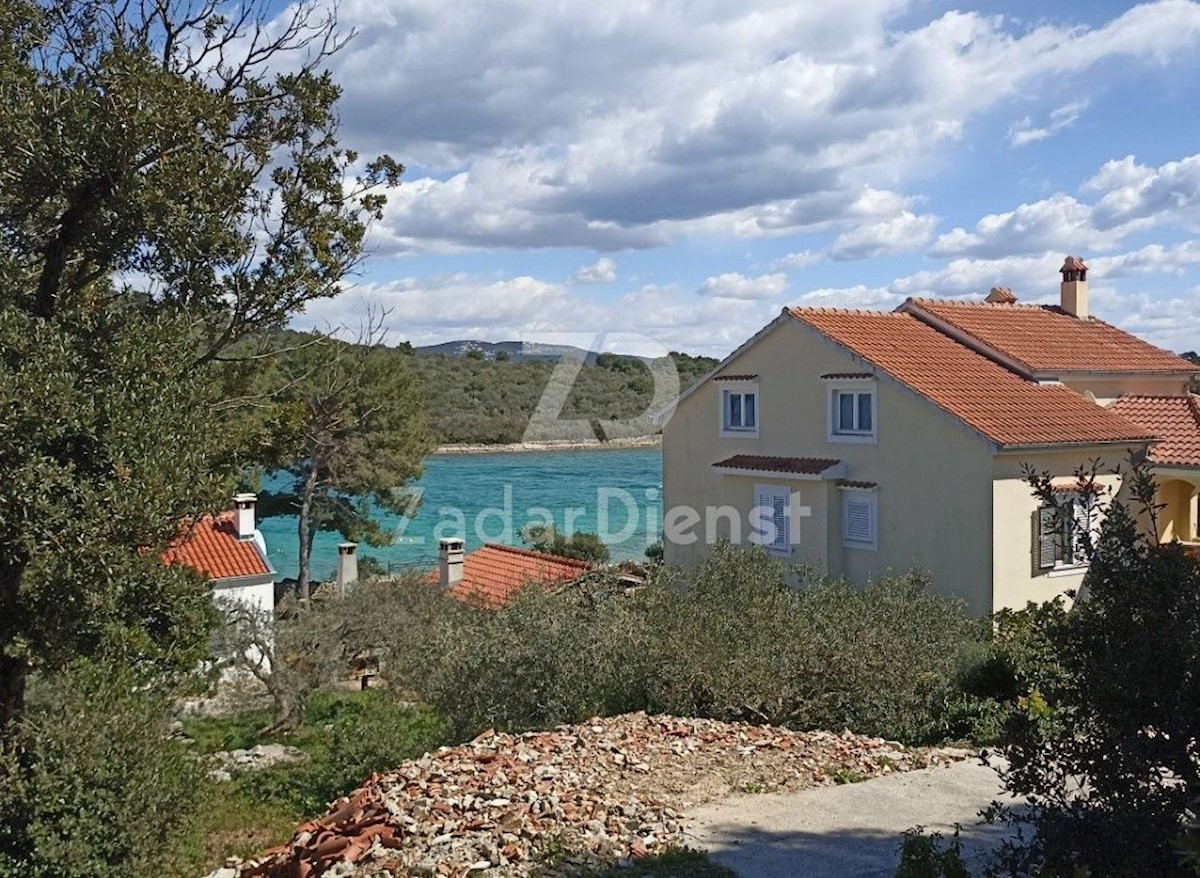 Terreno Mali Iž, Zadar - Okolica, 1.334m2