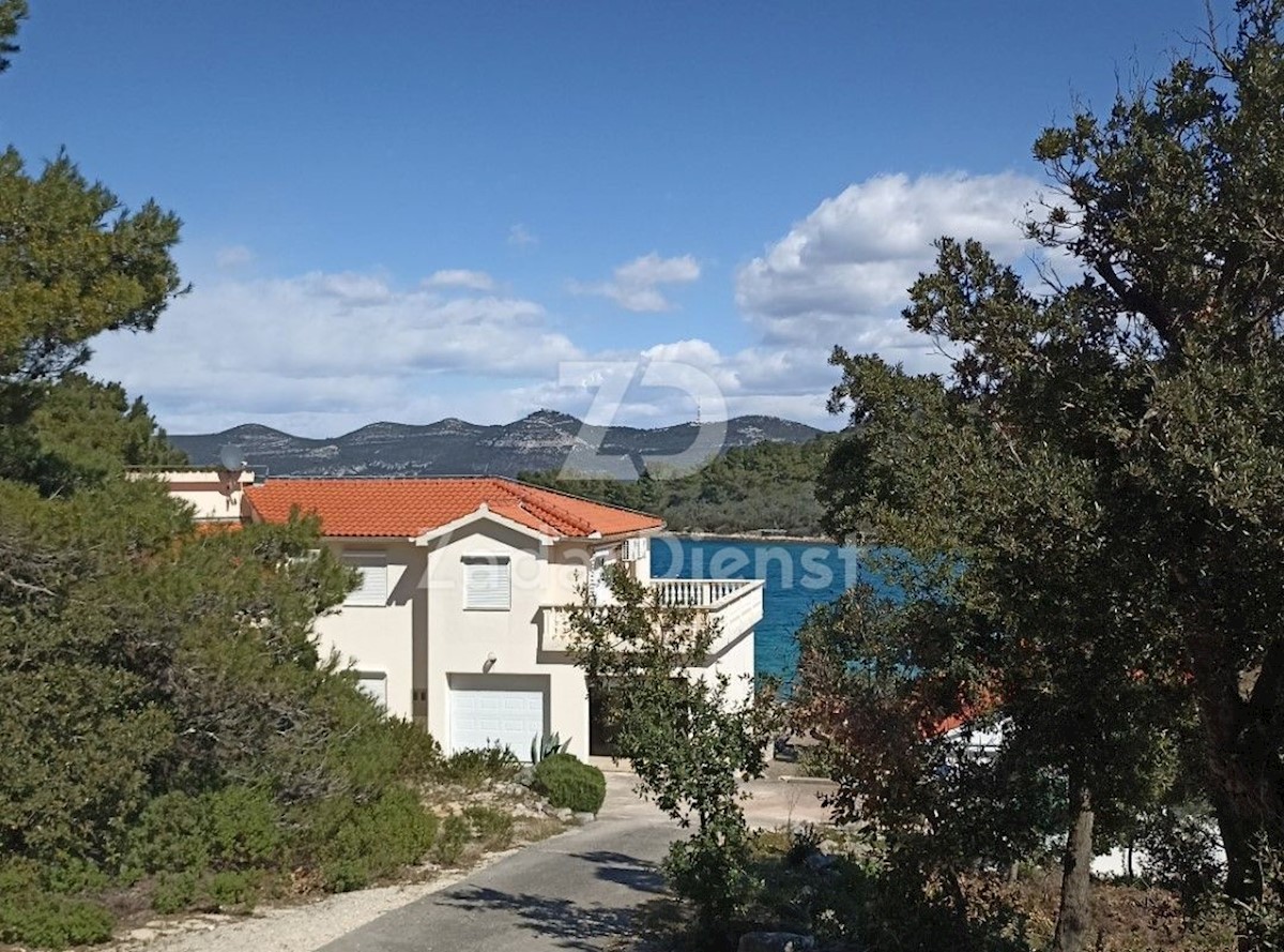 Terreno Mali Iž, Zadar - Okolica, 1.334m2