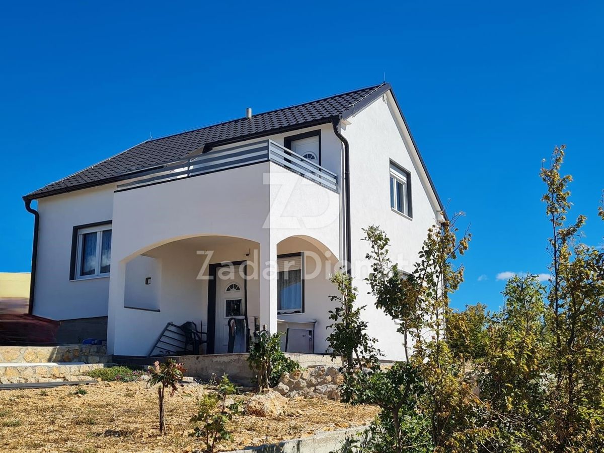 Casa indipendente CON VISTA MARE - Maslenica