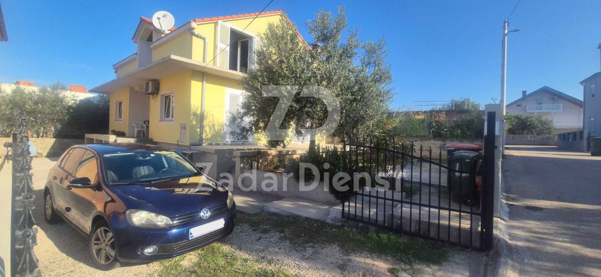 Casa indipendente con vista sul mare - Zara