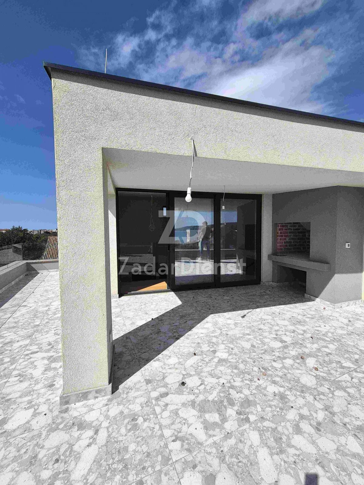 Villa con piscina e splendida vista sul mare