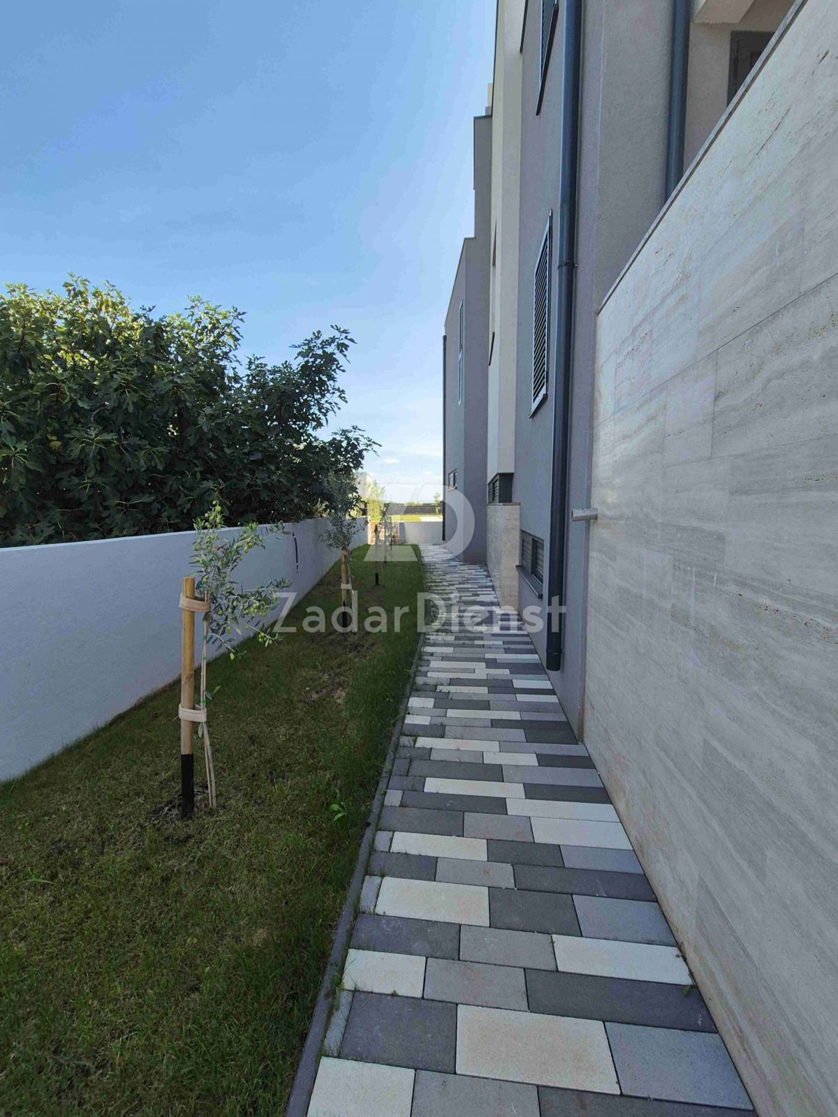 Villa con piscina e splendida vista sul mare