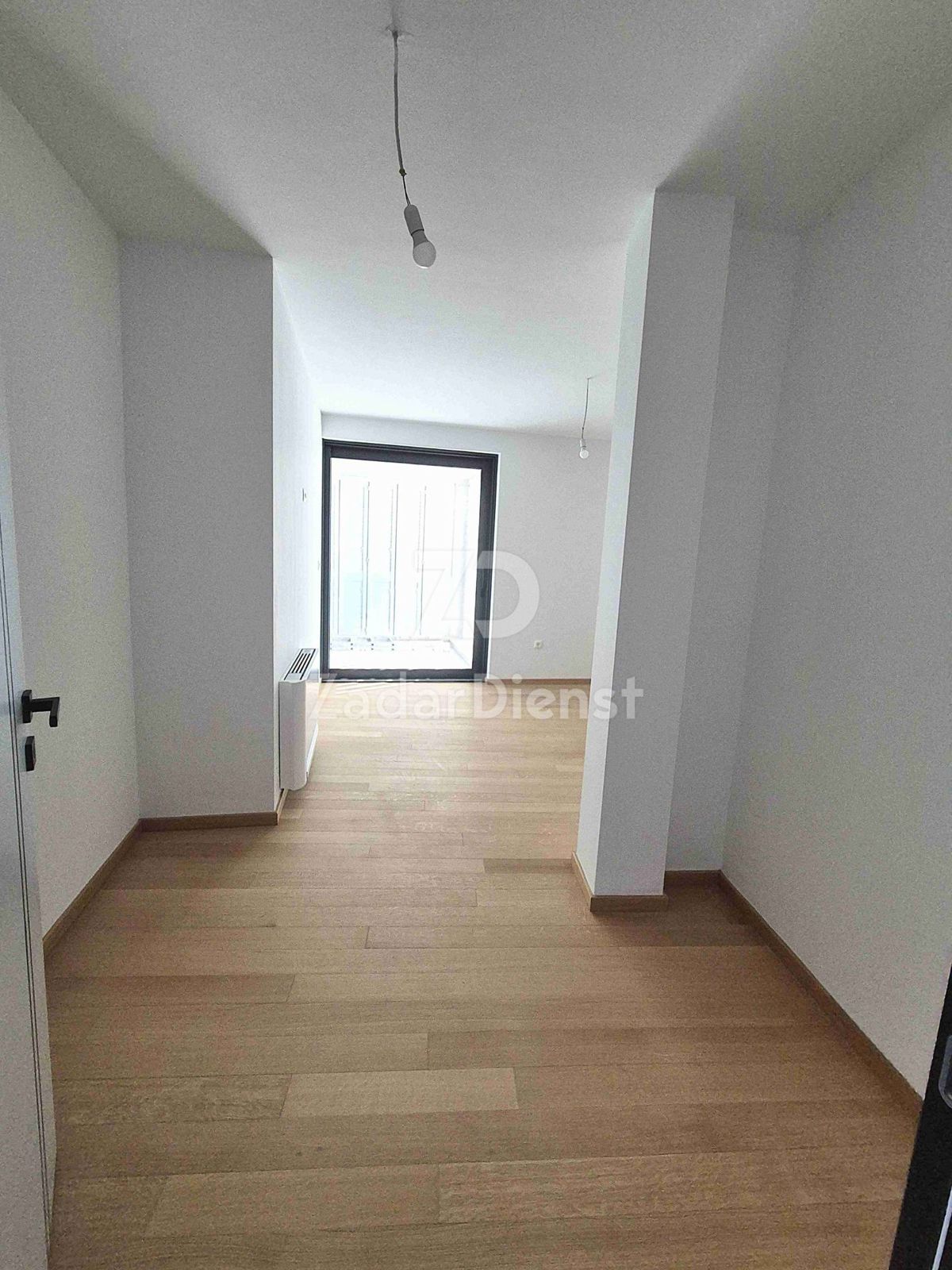 Villa moderna con piscina e vista mare a Sukošan