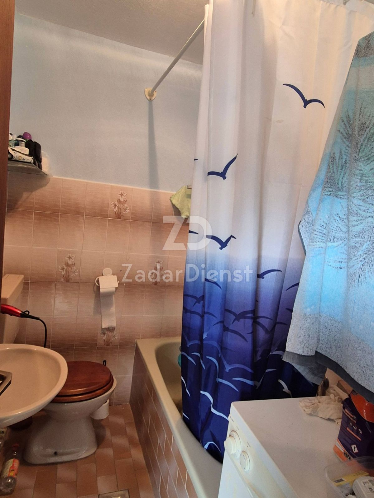 Casa con 4 unità abitative e vista sul mare a Sv. Filip i Jakov