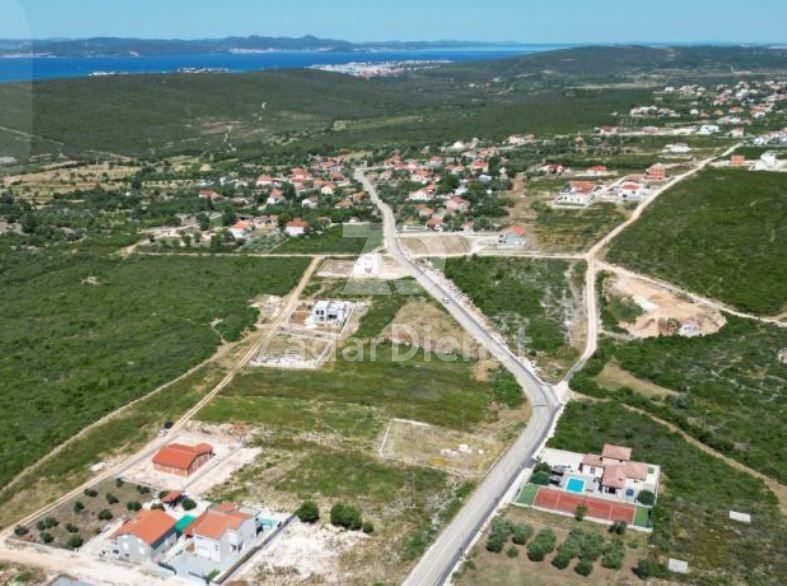 Terreno di 1293 m2, con vista sul mare a Debeljak