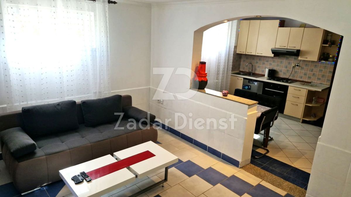 Appartamento seminterrato di 83 m2 a Zara