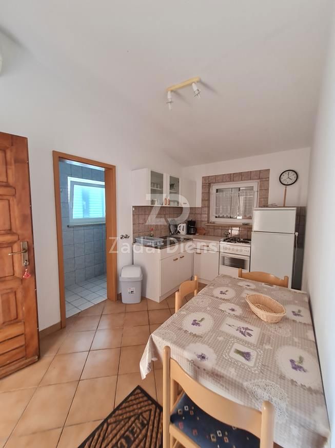 Appartamento di 54 m2, prima fila sul mare sull'isola di Vir