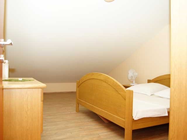 Appartamento quadrilocale - Novalja