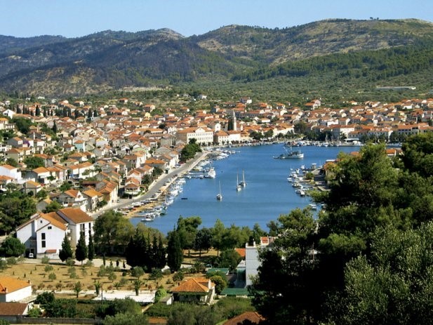 Terreno edificabile fronte mare nelle vicinanze di Vela Luka, Korcula