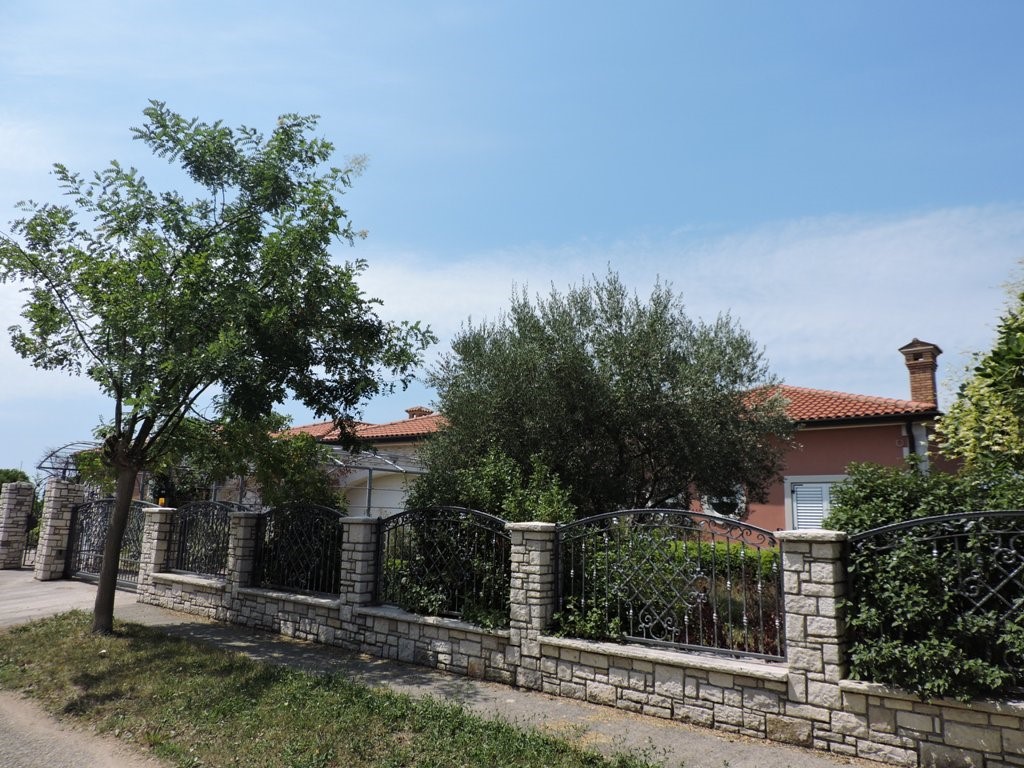 Immobili Istria, vendo villa, dintorni Buje - Buie