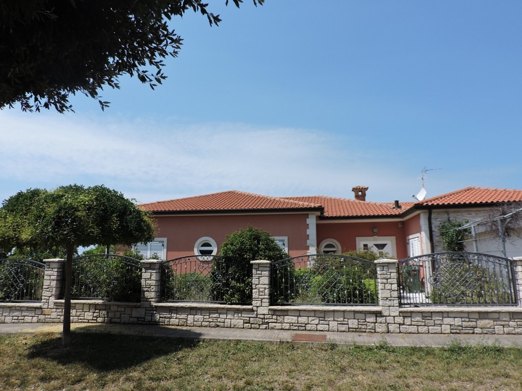 Immobili Istria, vendo villa, dintorni Buje - Buie