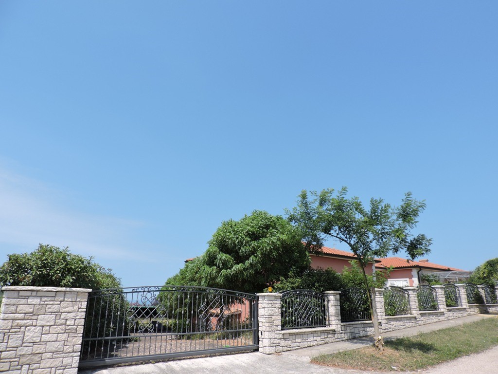Immobili Istria, vendo villa, dintorni Buje - Buie