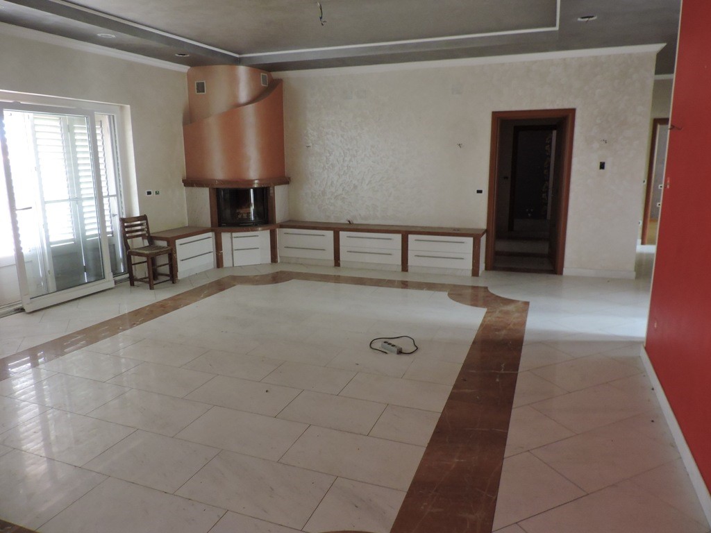 Immobili Istria, vendo villa, dintorni Buje - Buie
