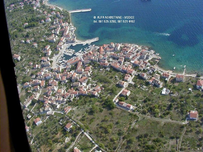 Croazia, Isola di Prvic, Prvic Sepurine, grande terreno edificabile in vendita, con vista mare