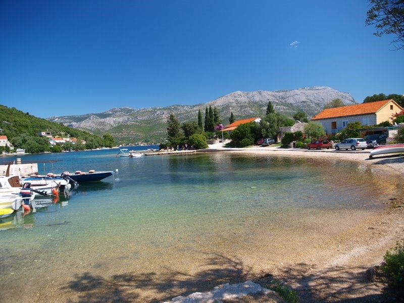 Terreno edificabile fronte mare in vendita a Korcula