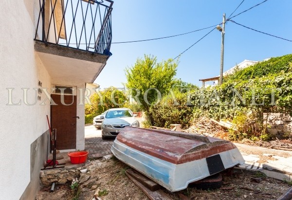 Casa sul mare in vendita, zona di Trogir